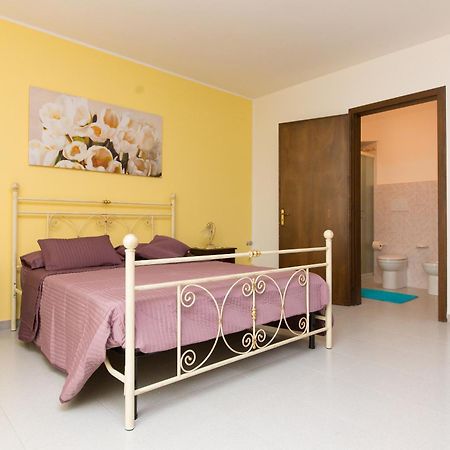 B&B La Casa Nel Borgo Specchia Exteriör bild