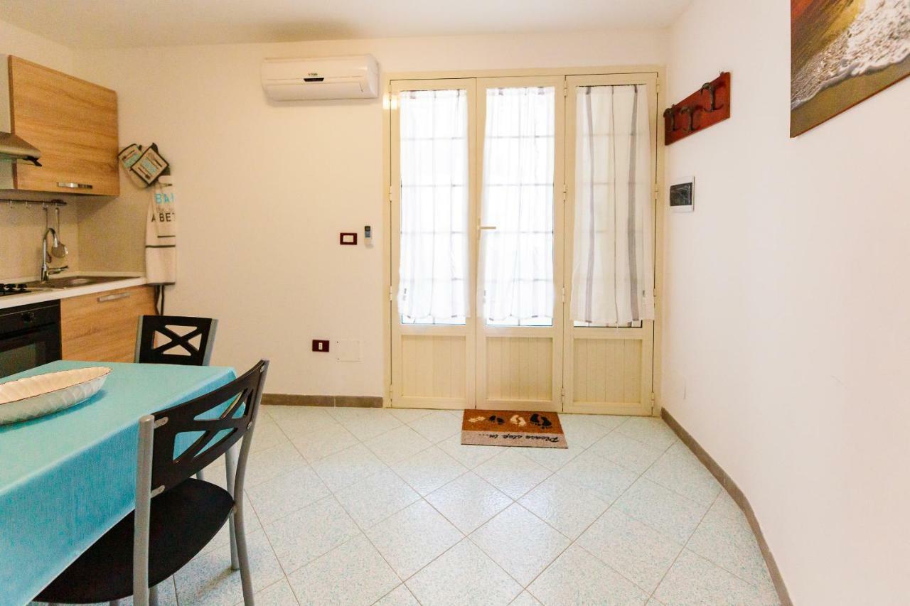 B&B La Casa Nel Borgo Specchia Exteriör bild