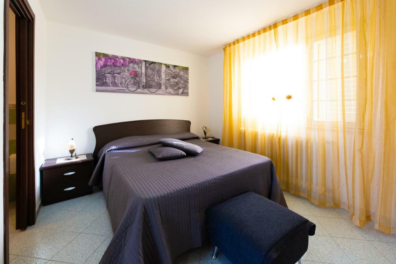 B&B La Casa Nel Borgo Specchia Exteriör bild